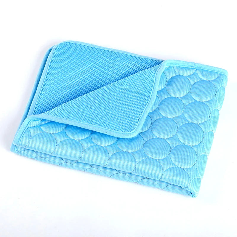Summer Pet Cooling Mat Breathable Ice Blanket for Dogs Cats Pets Sleep Cold Bed Washable Ice Silk Pads Cushion Pet Accessories AnniePaw Wear