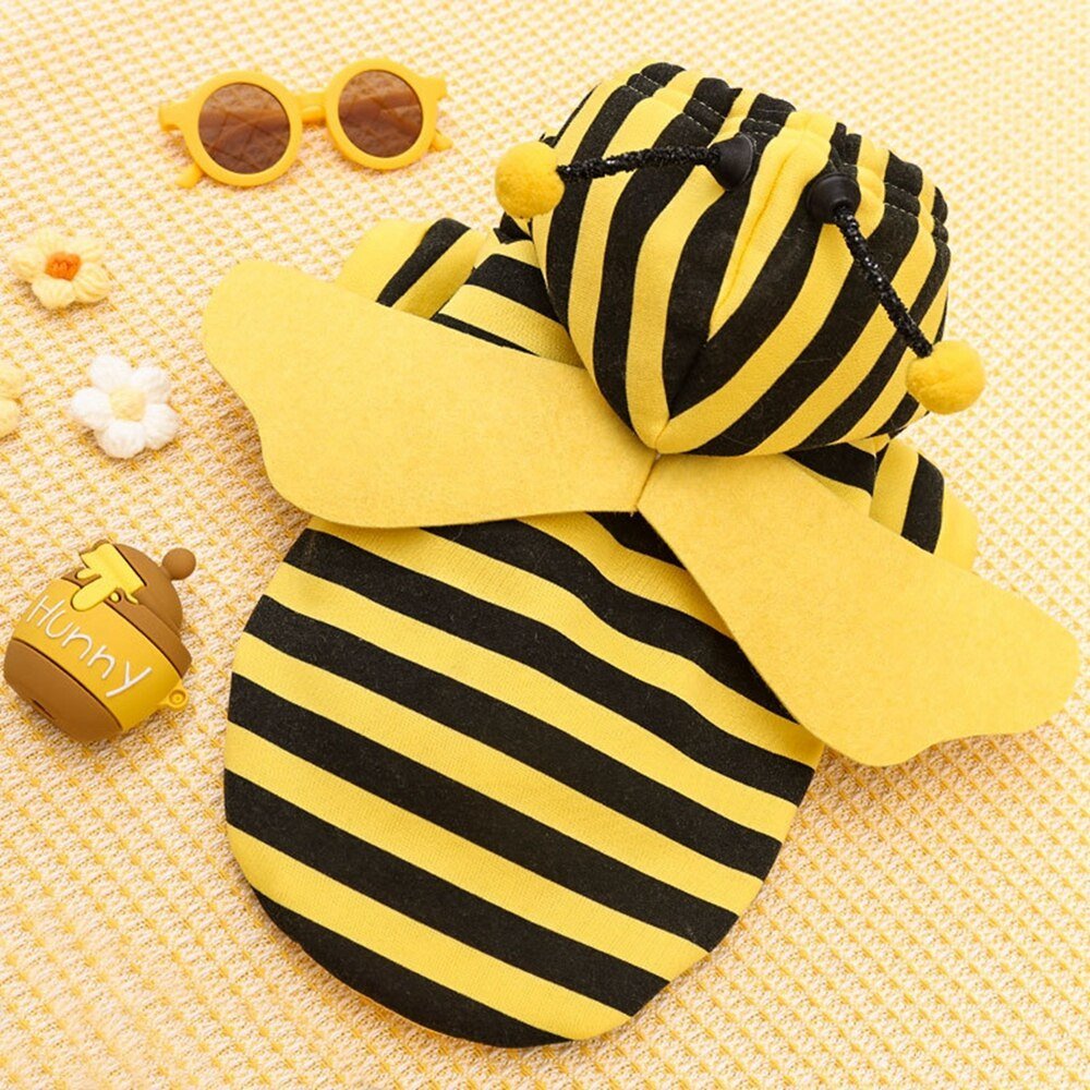 Cute Bee Halloween Pet Costume: Autumn and Winter Cartoon Hoodie for Dogs and Cats Suitable for Christmas - Annie Paw WearcostumesAnniePaw Wear